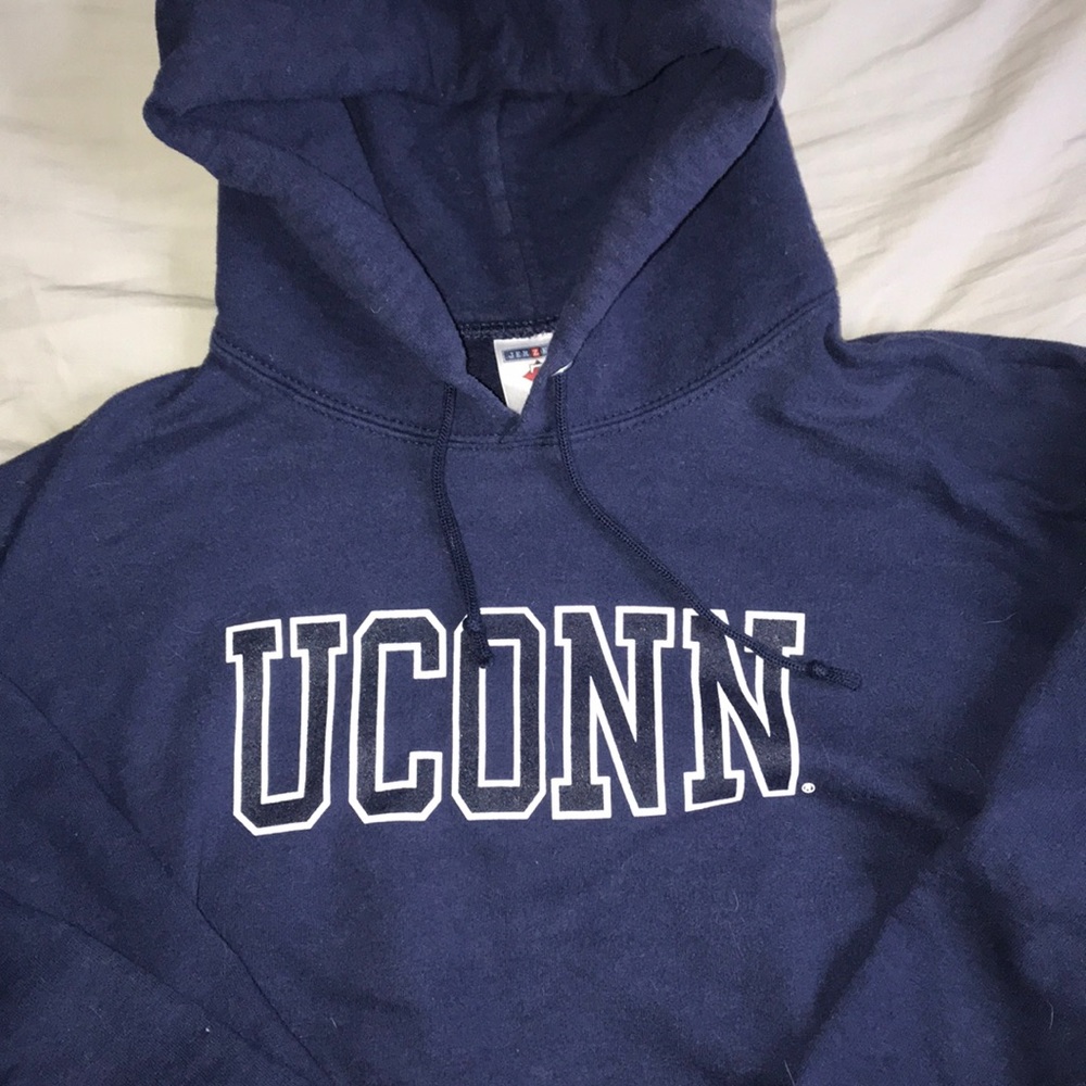 🌟UCONN hoodie🌟